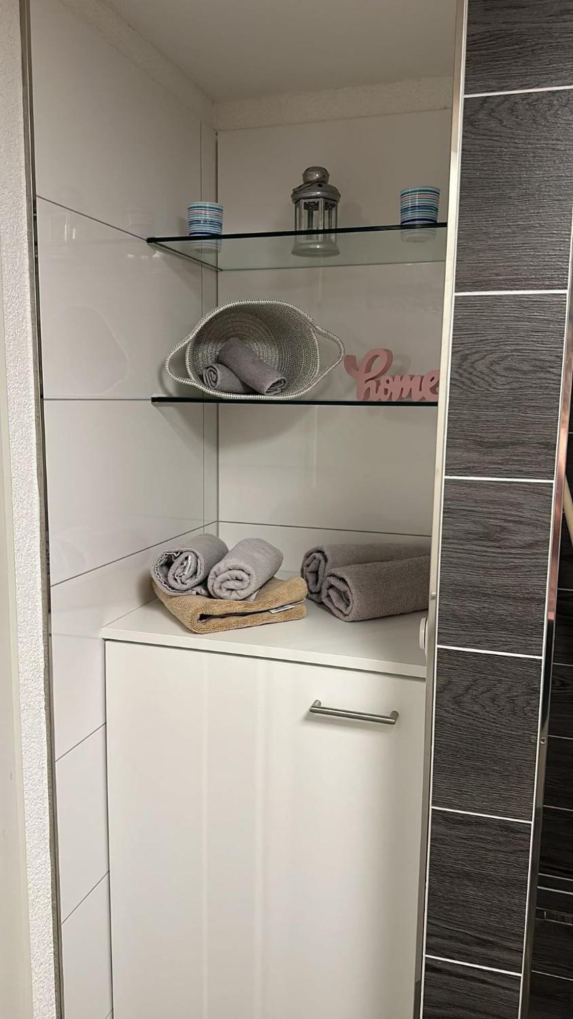 Schoene Ferienwohnung T&N Im Weserbergland Emmerthal エクステリア 写真